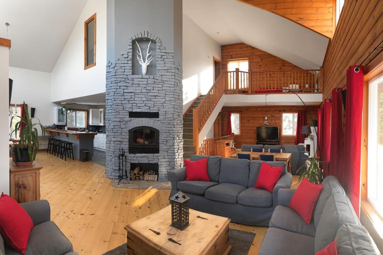 Kilometre 42 Villa Val-David Exteriör bild